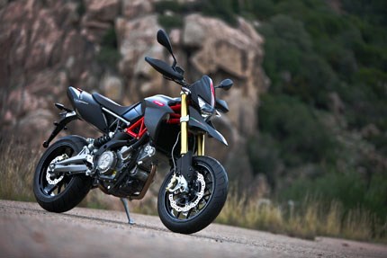 Dorsoduro 750 Factory 